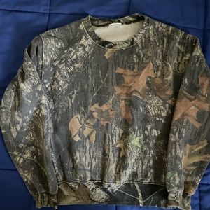 Camo sweatshirt